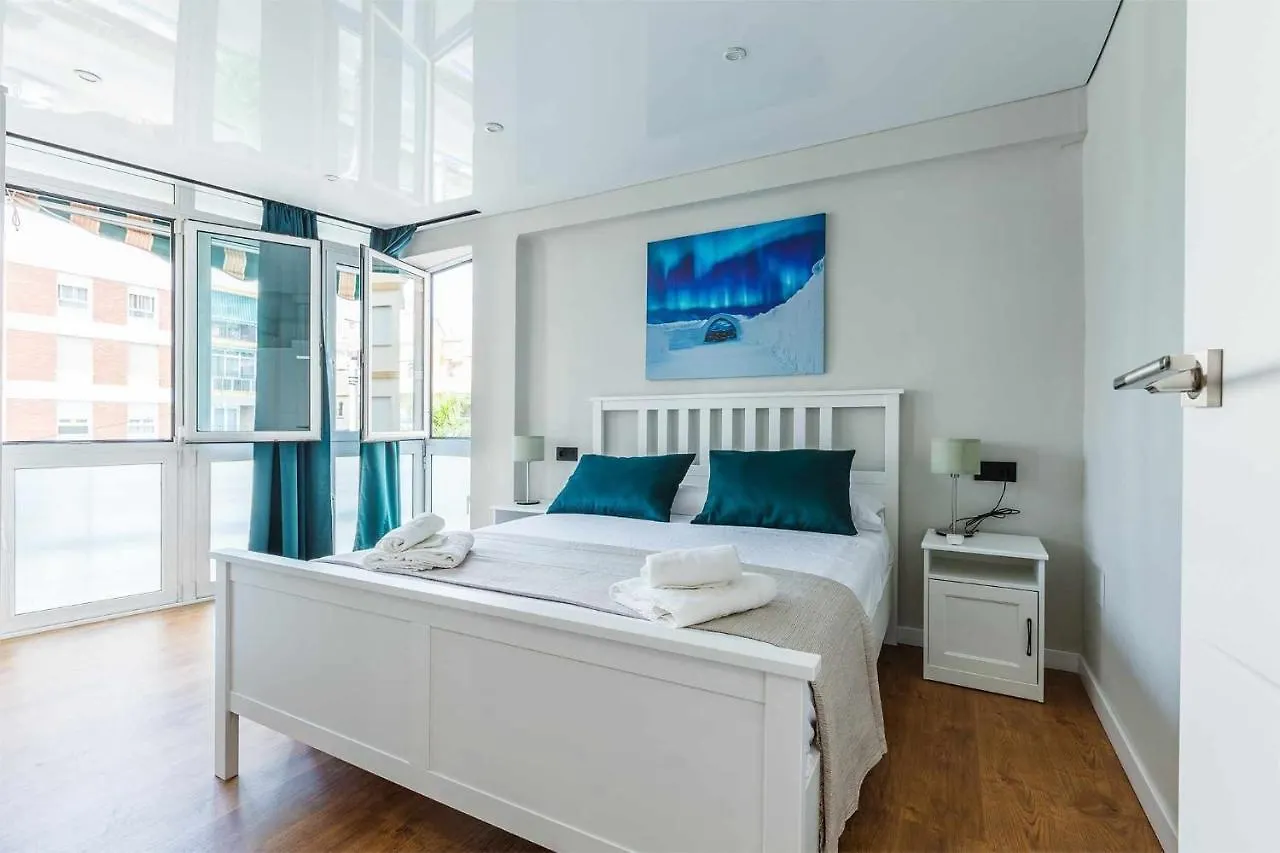 A&N Avenida Torre Del Mar Apartment 0*,  Spain