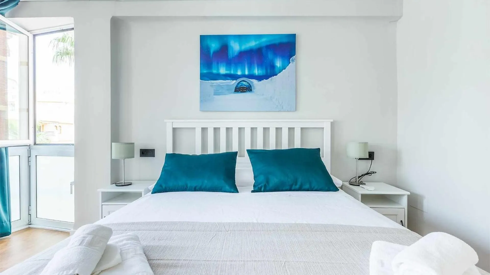 A&N Avenida Torre Del Mar Apartment 0*,  Spain